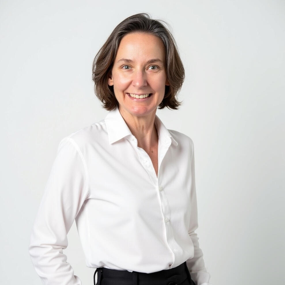 Radiant Ripple Insights Logo